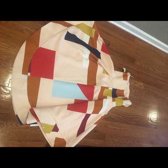 Gorgeous strapless dress multicolor. - Picture 7 of 8